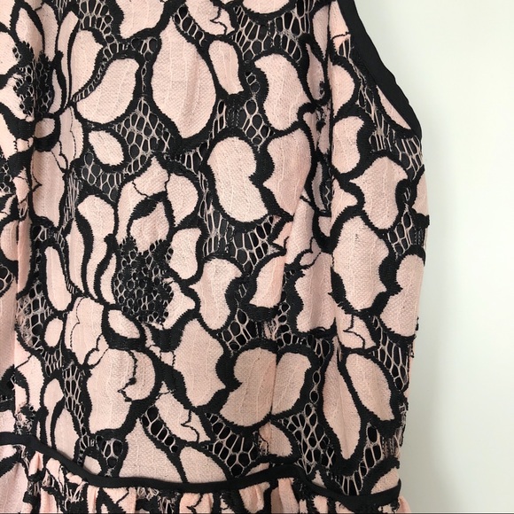 AQUA Floral Lace Halter Dress - Picture 4 of 7